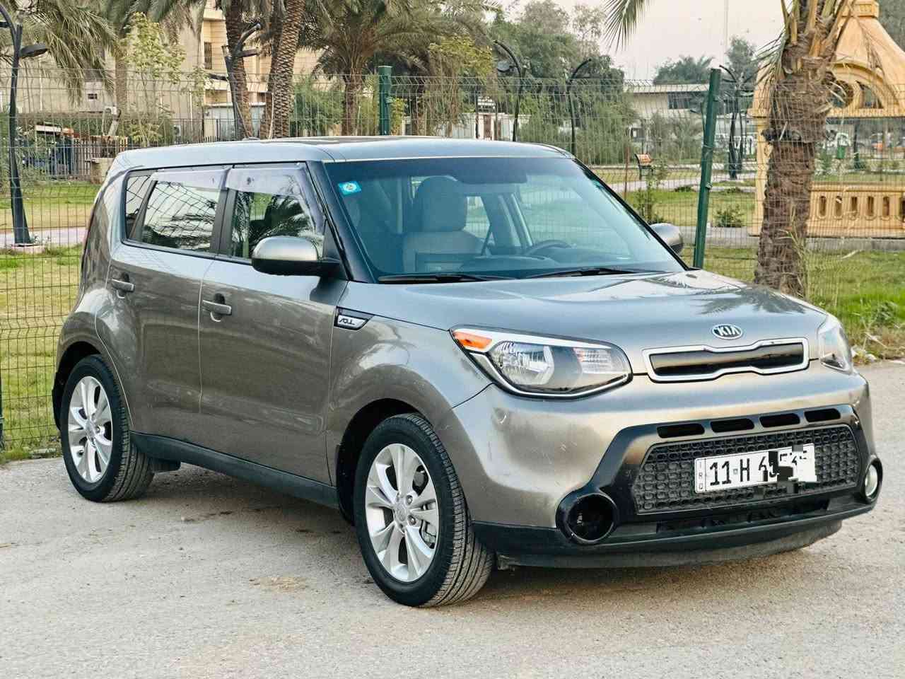 السلام عليكم للبيع كيا صول 2016 مكينه 2000 رقم بغداد وارد امريكي حادث بسيط بدون ايرباك ماشيه 68 الف حقيقي السونار موجود بالصور العنوان بغداد جميله مكلف بالنشر للاستفسار اتصل على ***********
