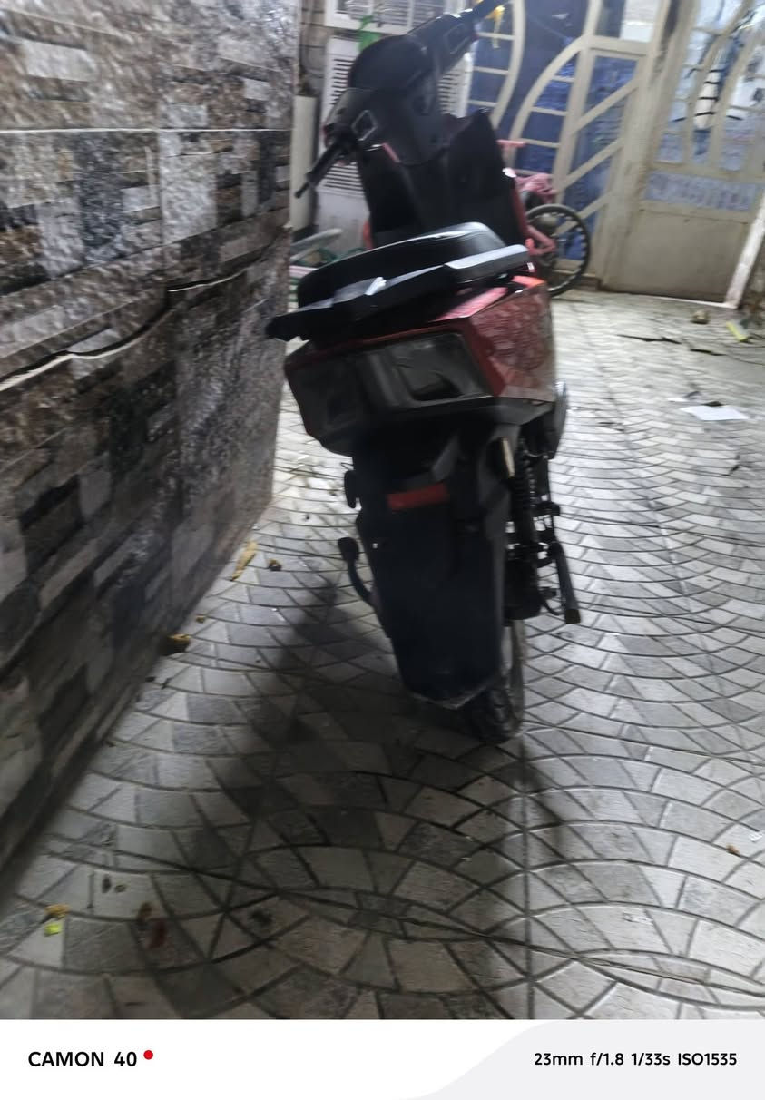 سلام عليكم دراجه شحن اسمهه سكنس شحن ما صالي٣اشهر من نشتريهه والله اني ماخذهن امليون ٣٠٠ انته بيش تريدهه هاذه رقمي ما واتساب *********** مكاني بغداد الشعله حي الجوادين ما ريد مراوس بي بيع
