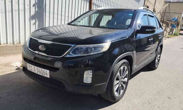 السلام عليكم
للبيع او المراوس
كيا سورنتو ٢٠١٤ 
السياره خليجي كويتي اصل
كفاله عامه
داخل جلد قرميدي
فول اعلى فئه
٦ سلندر
بانوراما
٧ راكب
كراسي جلد كهرباء
كراسي تدفئه تبريد
حساس امامي خلفي
لدات امامي خلفي
شاشه جبيره وكامره
مري شفط
اشاير بالمري الجانبيه
٣ قطع تبريد
ستيرن تدفئه
تخم تاير جديد
رقم جديد
فحص وهزه جديد
للمعلومات
***********
العنوان بغداد
