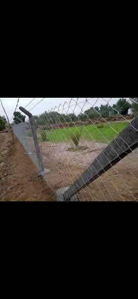 عمل ونصب اسيجه البيارسي بأنواعه الاسعار حسب نوعيه سمك السيم نعمل في جميع محافظات العراق للاستفسار الاتصال ***********
*********** واتساب
