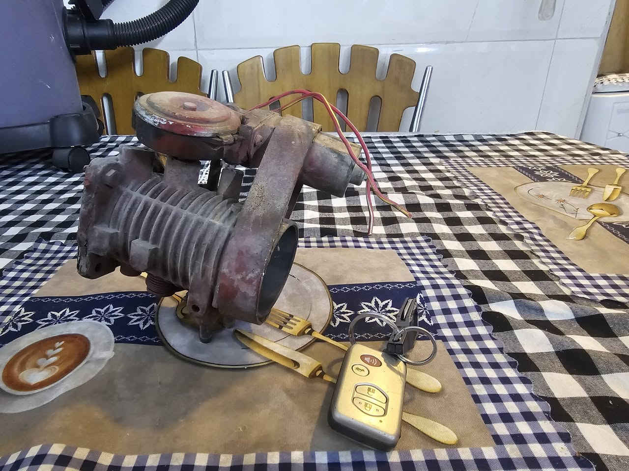 مضخم صوت رمونت شرط فحص شغال
مكاته اربيل  سعر ١٢٠ الف


**إذا كنت صاحب هذا الإعلان وتريد حذفه لأي سبب، رجاءا أرسل رسالة إلى الدعم الفني**