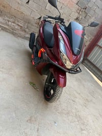 دراجه pcx جيل الرابع داجه كفاله عامه  شوف مقطع  ماشيه 8 دراجه كلش نضيف...