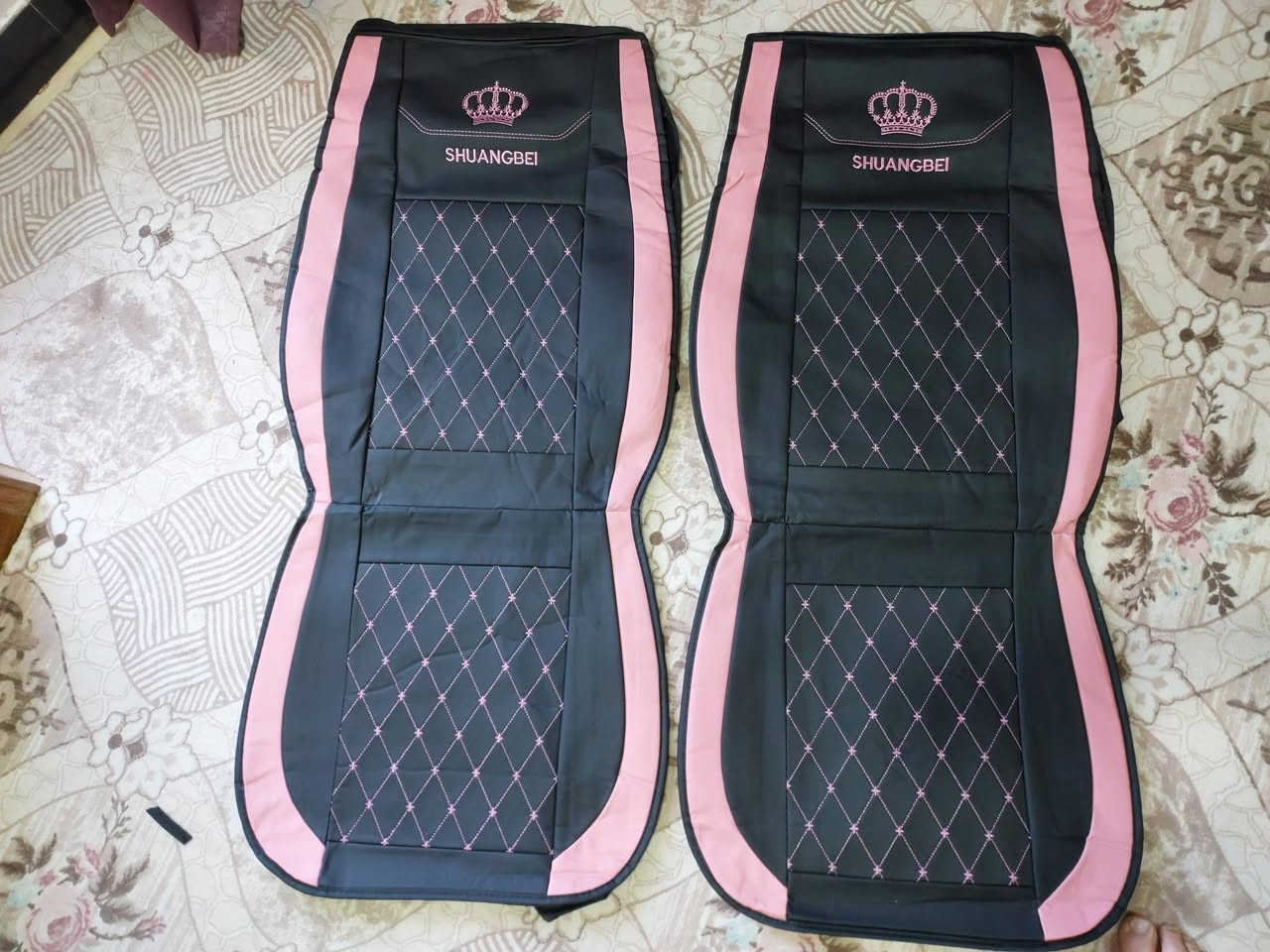 تخم مقاعد وكاعية وتلبيسات جلد للبيع ***********
