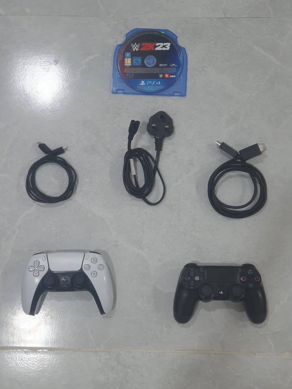 للبيع بلايستيشن 5 سليم نسخة الأقراص 🎮
الجهاز نظيف جداً واستعمال خفيف، ما بي أي مشكلة يشتغل طبيعي 100٪.

المرفقات:

- يد PS5 أصلية
- يد PS4 
- لعبة WWE 2K23
- جميع الأسلاك
- الكارتون الداخلي موجود

الجهاز مجرب والفحص مفتوح للمشتري 🔥
السعر: (800)

للمهتم خاص. وبيك خير وتدلل


**إذا كنت صاحب هذا الإعلان وتريد حذفه لأي سبب، رجاءا أرسل رسالة إلى الدعم الفني**