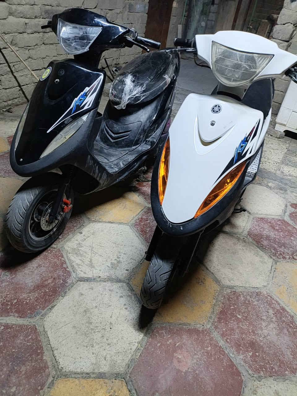 سلام عليكم دراجات للبيع نضيفات وحلوات شغالات من طول الطول سلف هندر كهربائيات كلها شغاله بوشهن 50 بلاد جيب وياك فيتر وفحص شراي اتصل على رقم مكاني صالحيه قرب مركز الشرطه ***********
