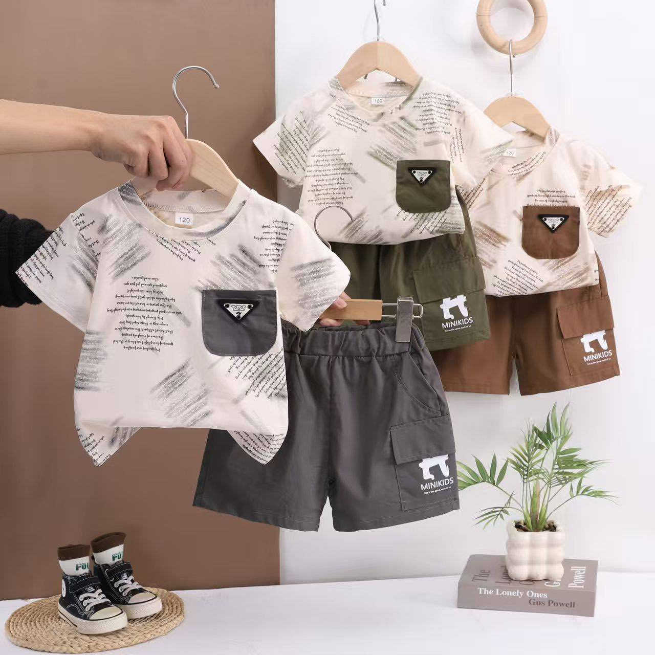 � قاط ولادي صيفي 🔥

✔️ قماش بدي فول ليكرا + برمود كتان
✔️ خامة مريحة وجودة ممتازة
✔️ مناسب للطلعات والصيف

📏 القياس: 1 - 4 سنة


**إذا كنت صاحب هذا الإعلان وتريد حذفه لأي سبب، رجاءا أرسل رسالة إلى الدعم الفني**