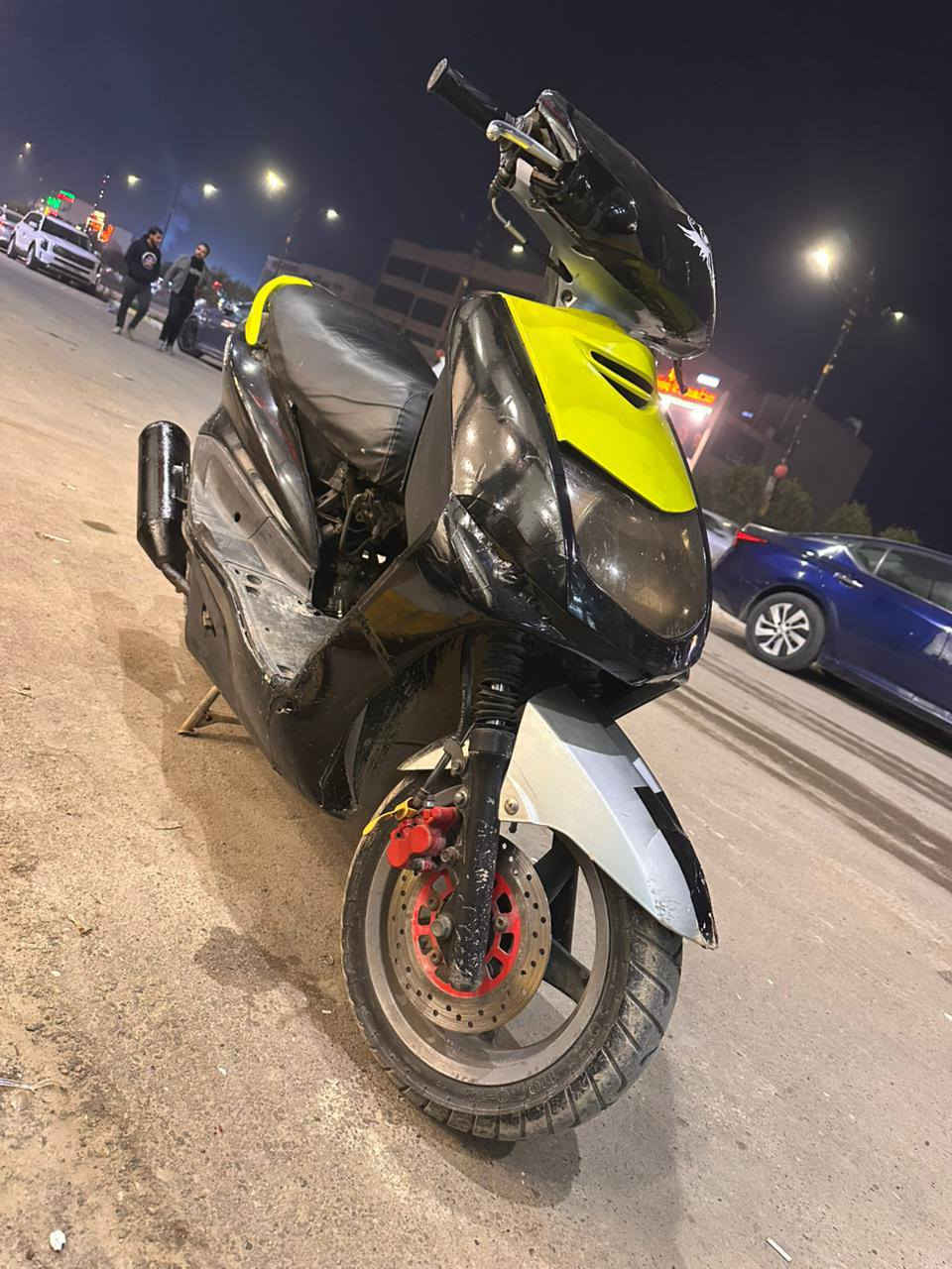 السلام عليكم اخوان 
سكنس نثيه كابريتر 
تجفيت جديد  مضبوط اي نقص ماكو سلف رياضي بوشه دراجه كامله اي نقص ماكو سلف هندر بوشه 55 مكاني بعقوبة تقاطع القدس هــ ***********
