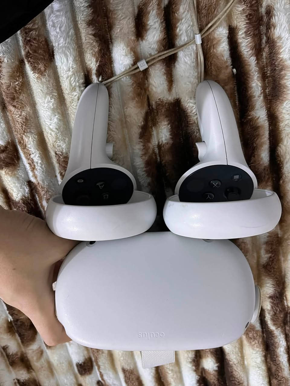 السلام عليكم
VR quest 2 للبيع 
ذاكرة ١٢٨ 
نضيفه نفس ما تشوفون 
قيم سعرها واشوف


**إذا كنت صاحب هذا الإعلان وتريد حذفه لأي سبب، رجاءا أرسل رسالة إلى الدعم الفني**