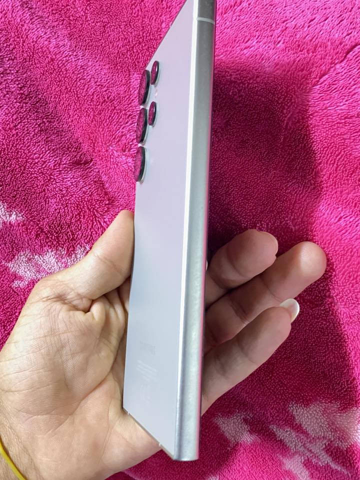 ألترا 24 جهاز بعدة كارتون  جهاز نضافه ١٠٠٪؜١٠٠ استخدام شهر واحد شخط ما بي سعره 975 بي مجال بسيط المكان كوت رقم تلفون ***********
