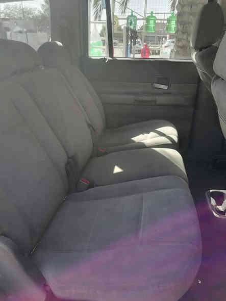 السلام عليكم
للبيع دودج دورانكو ٢٠٠٤ بأسمي رقم سليمانية هزه جديد سنويه ٢٠٣٠
محرك بطة ٣٠٠٠ كلشي شغال بيها ونظيفة من الداخل ٧ راكب  تايرات امريكية تبريد تدفئة شغال ٣ قطع المحرك والكير كلش مضبوطات شغل واطلع وين ميعجبك ترايك سليمانية اربيل بصرة 
مكاني بغداد حي اور
***********
