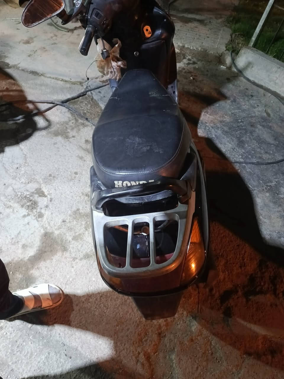 سلام عليكم شباب دراجه سبيسي للبيع دراجه نضيفه وخير من الله مثل ما موضح بالصور السعر 600وبيه مجال بصيط حك الجيه المكان التحرير الرقم***********
