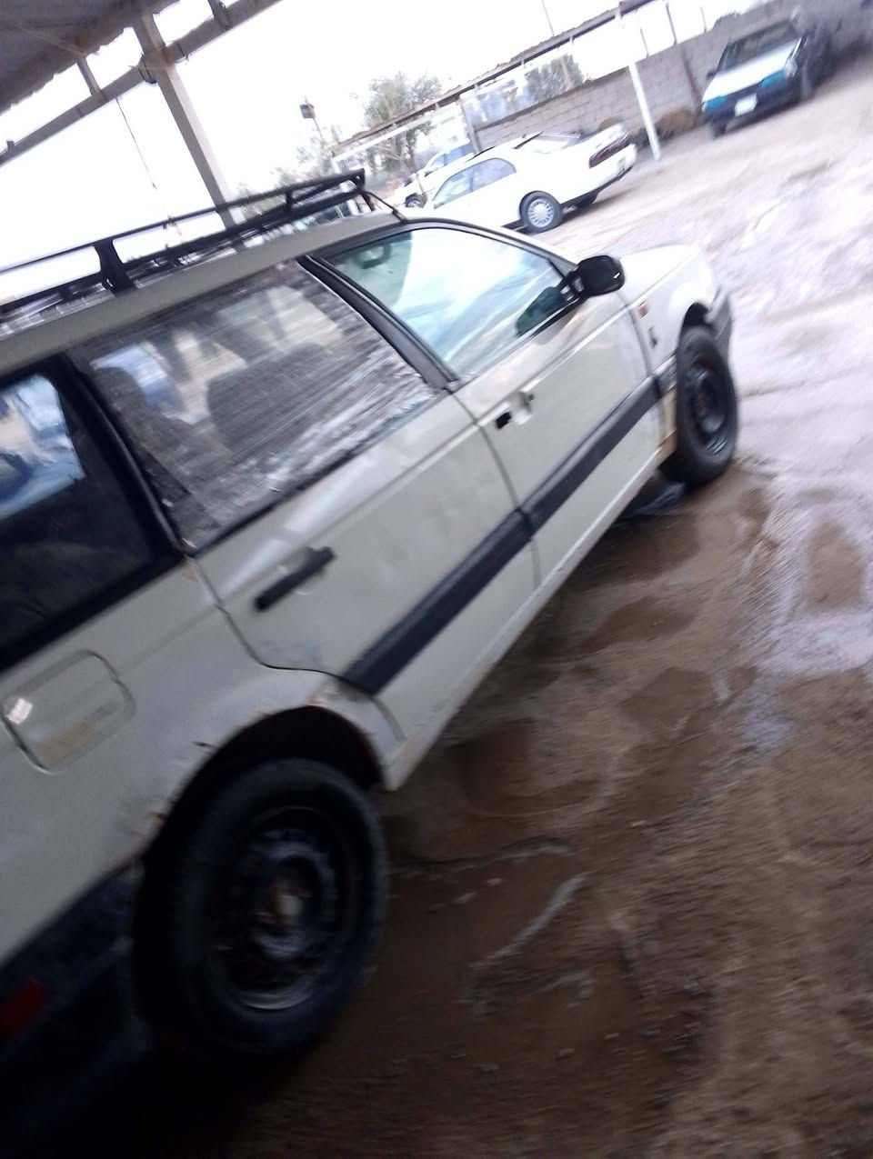 السلام عليكم.     للبيع او المراوس حسب القناعه  السعر 17 وبيها مجال للطيبين
كولف موديل 91  كير عادي مكينه نضيفه 
رقم انبار سنويه كارتونيه  تحويل مباشر 
يرادلها ترتيب شويه يعني يدات بوب وترتيبات بسيطه 
تراي ناعم 
العنوان الرمادي ال سبعه كيلو للاستفسار هاتف ***********
