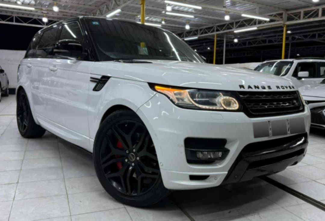 سلام عليكم مكلف بلنشر بيع او مراوس حسب القناعه
رانج اسبورت خليجي اعلى فئه 
مزوعه مواصفات 2014 
مكينه 8 اسلندر مكفوله كفاله عامه
بيه سونر بأسمي تحويل ثاني يوم
رقم مميز
عنوان بغداد 
 
رقم ***********
سعر 290$ وبيه مجال
