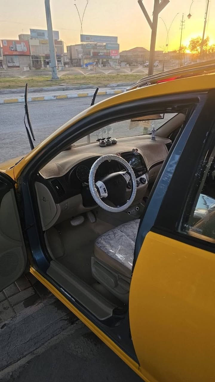 السلام عليكم النترا 2007 امريكي مكينه 2000 كير مكينه كفاله عامه ضررها جاملغ وبنيد رقم بغداد بسمي هزه جديده المكان كوت للاستفسار *********** (مكلف بالنشر)
