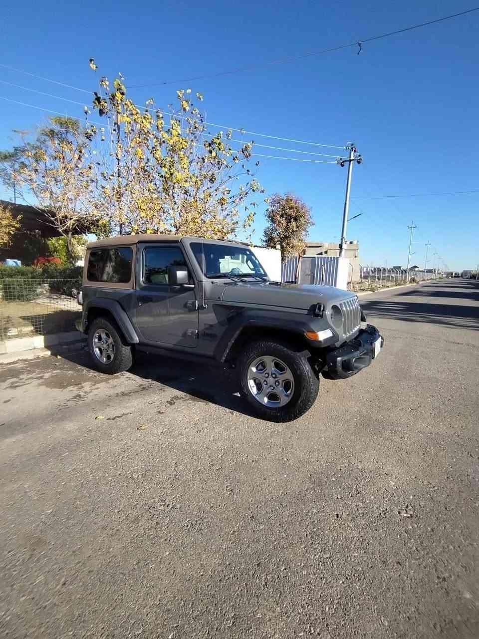 بيع + مراوس برقم شمالي
جبيب رنگلر موديل 2021 
فول مواصفات بس گير عادي 
جام كهربائي كشن جلد
رادار امامي و خلفي 
فور ويل 4*4
شاشه جبير كاميره
بيها شبر صبغ حافه البوند فقط بدون دواخل 
سعر 180 بيها مجال 
مكان اربيل شارع ١٠٠
رقم موبايل ***********
