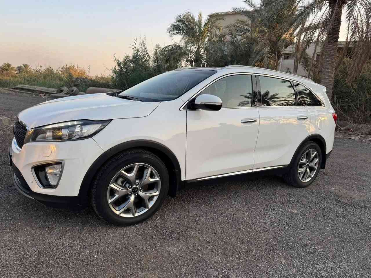 سلام عليكم ورحمه الله وبركاته سورنتو مديل 16رقم بصره بسمنه بيه شبر بارد وبعض الملاحضات سياره جديده وحلوه سعر 205وبيه مجال قليل. مكان بصره مدينه بني منصور رقم صاحب السياره ***********
