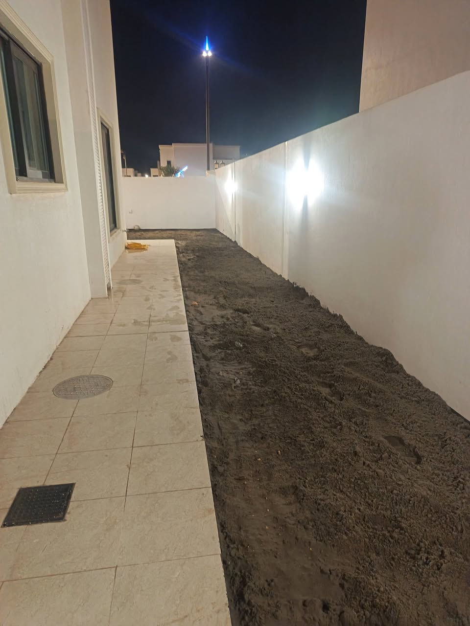 يالله سلام عليكم نشتغل كافه الحدايق داخل المجمعات وخارج كادر كامل حفر الحدايق وتدخيل التراب ورفع النقاذ وشرط تراب السده درجه اولى

***********
***********

لسنا الوحيدين لكننا الأفضل
