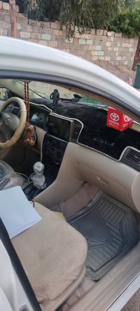 كورلا خليجي ٢٠٠٢ سيارة نضيفة وبالعافية ع ياخذهة محرك ١٨٠٠ المرغوب تبري...