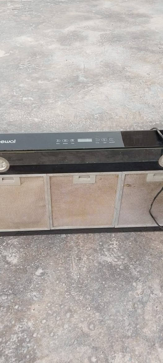 غراض للبيع العنوان نجف شارع المطار كلهن شلع 165 هذا رقمي *********** النجف, العراق
