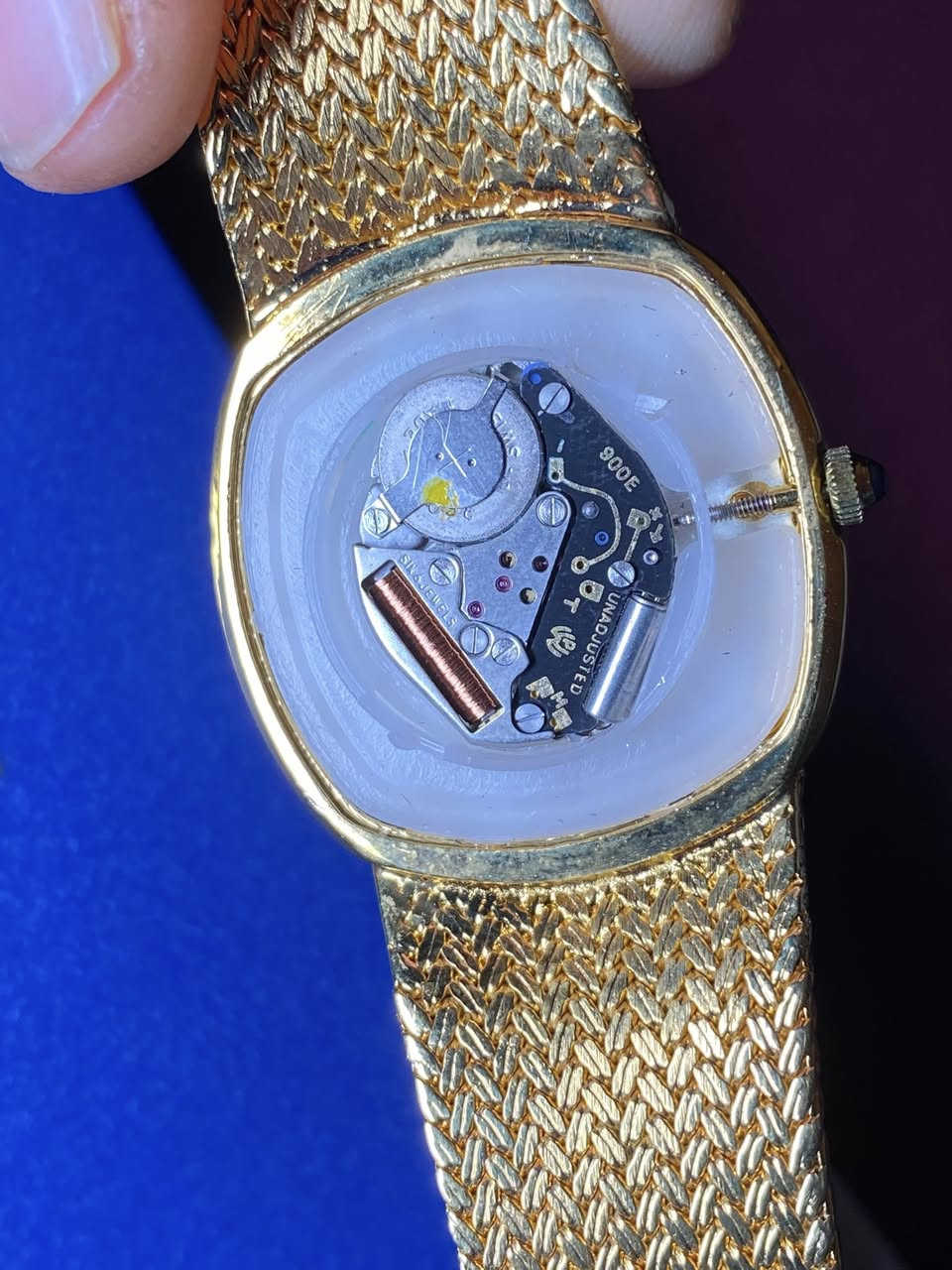 الماني حصير ماكنة سويسري ٦ حجر
بالعلبة غير مستخدم 
١٥٠ الف


**إذا كنت صاحب هذا الإعلان وتريد حذفه لأي سبب، رجاءا أرسل رسالة إلى الدعم الفني**