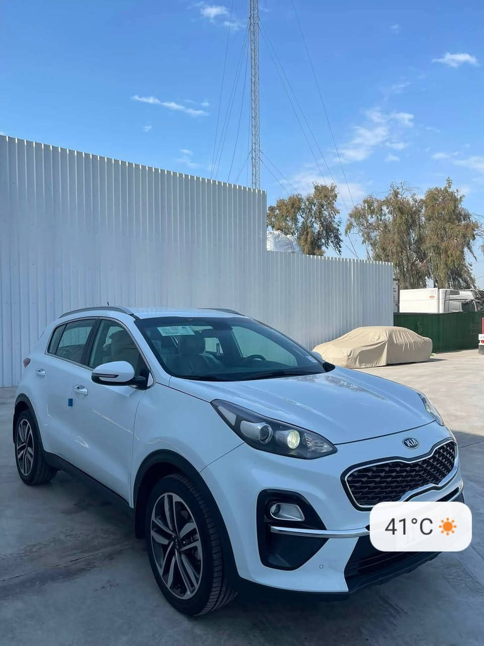 سبورتج موديل 2019. خليجي الشركه الدوليه 
رقم بغداد انكليزي هزه وسنويه جديده
 مكينه حجم  2000 دوش خليجي
  سياره نظيفه جدا وجاهزه 
كير محرك تبريد على وضع الشركه مكفوووول 
السعر 168.  بيها. مجال ***********.
 سياره نظيفه وبالعافيه الياخذها 
صدر خلفي امامي جديد تخم تاير جديد بطاريه جديده
 اخوان السياره جاهزه بدون ضرر بدون حادث
 بيها طخه خشم جاملغ وحافه البنيد فقط 
مواصفات السبورتج المجموعه الدوليه معروف
 الداخل حمصي المرغووووب مكينه 2000. 
يدات نيكل دوخل ترحيب اشاير بالمري
 تحكمات مقود جهتين مري شفط بدل سويج 
ويل كروم اصلي ثلاث وضعيات قياده
 شاشه كاربلي اصلي كاميرا دواره 
درايف مود نظام ايكو 
جرس تنبيه للسرعه 
مكاني. بغداد
