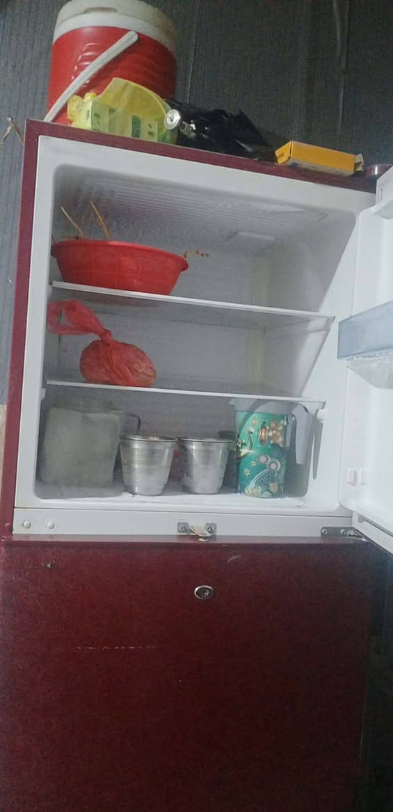 السلام عليكم اغراض بيت مستعمله ونظيفه الكاونتر تزكام مترتين قفله425مستخدم فقط اسبوع
والمغسله سعرها20
والمبرده سعرها 80
والبايسكل 20
الجربايه مع الدوشك ب90
العربانه20
الثلاجه كزاز نظيفه وشغاله على الفحص الحجم الكبير سعرها300
مكاني نجف


**إذا كنت صاحب هذا الإعلان وتريد حذفه لأي سبب، رجاءا أرسل رسالة إلى الدعم الفني**