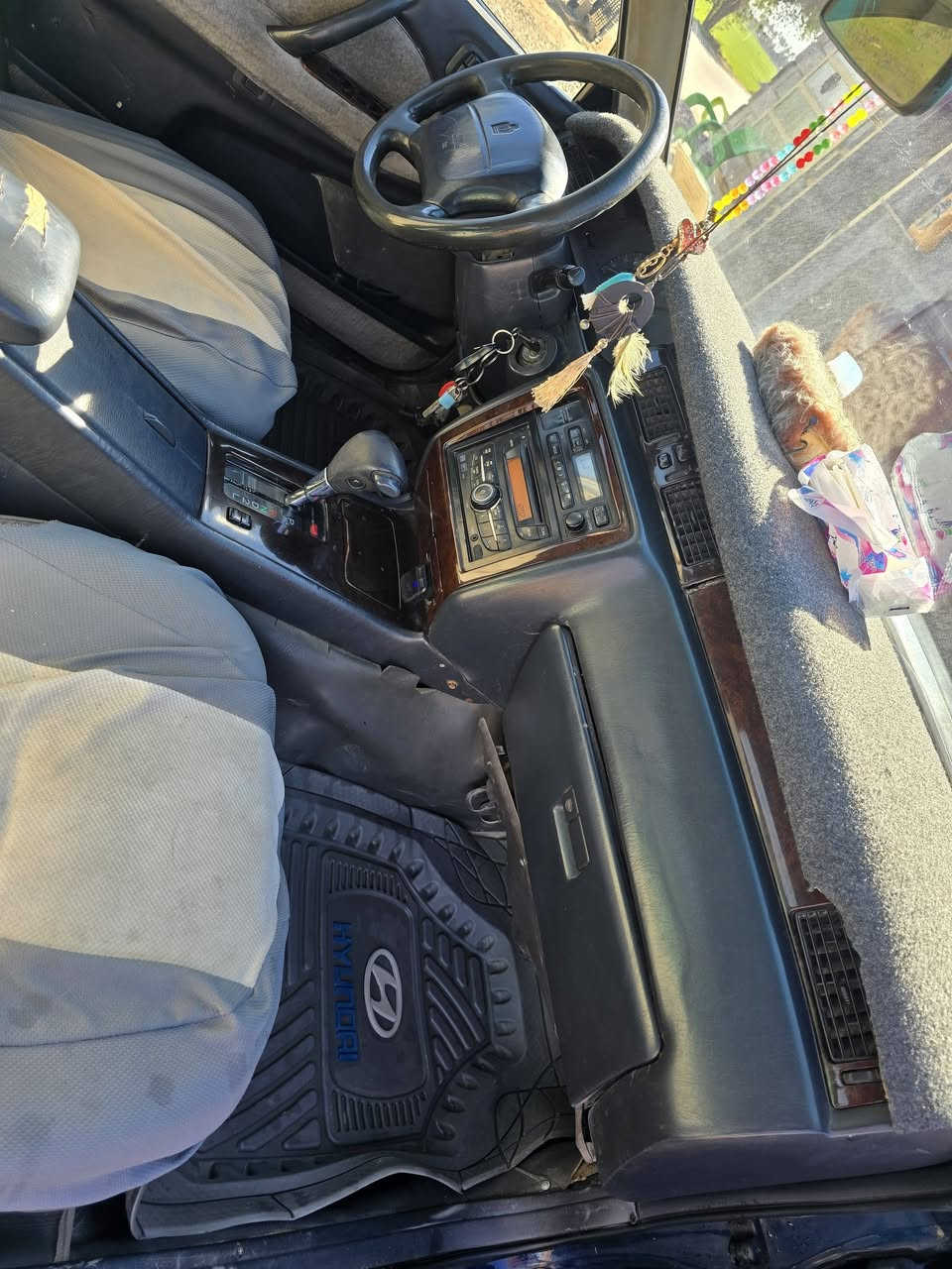 سياره راس الثور تكم موديل 98 مكفوله من الكص ونقل جثه 
رقم بغداد انكليزي بسمي بيه فقط كفر جاملغ خلف مبدل باليابان السعر 85 وبيها مجال بسيط 
***********
