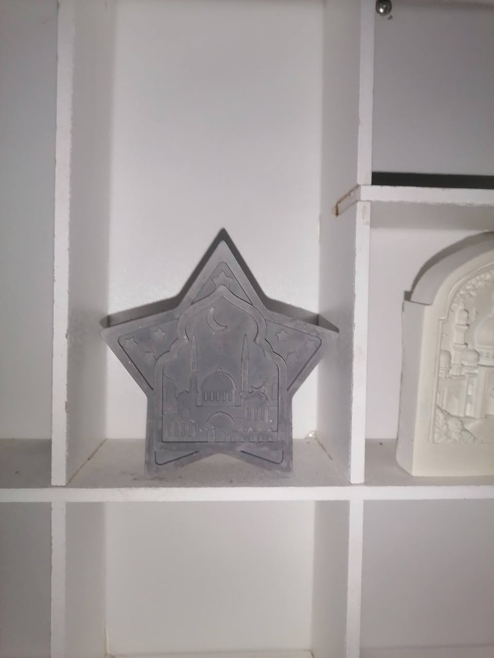 عندي هيج قوالب حجر كل 15 قطعه
15 الف مع توصيل ديكور حلو تجي ويا هديه صينيه


**إذا كنت صاحب هذا الإعلان وتريد حذفه لأي سبب، رجاءا أرسل رسالة إلى الدعم الفني**