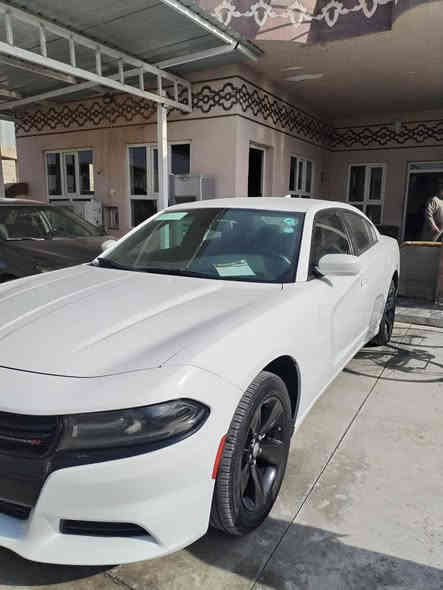 السلام عليكم جارجر موديل 2017 بدون فتحه 
كفاله عامه من الدعاميه للدعاميه يعني كلين 
ماشيه ١٣٥ الف 
السعر 225 $
رقم اربيل بسمي تحويل مباشر 
مكان السياره كركوك قضاء الحويجه 
رقم الموبايل ***********
