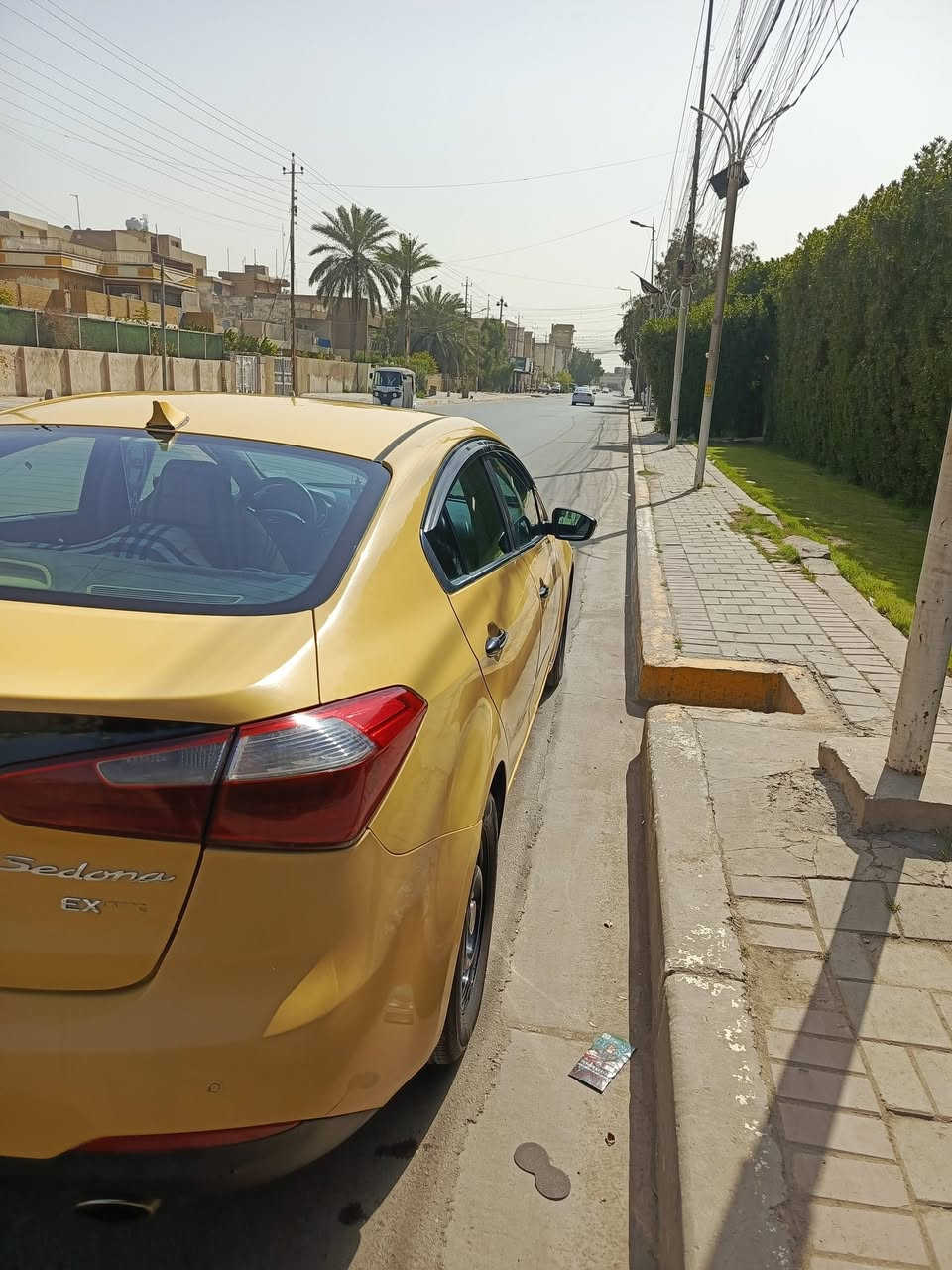 السلام عليكم
كيا فورتي للبيع موديل 14وارد أمريكي فول مواصفات تخم تاير جديد 
باتري جديد والسياره نظيفه وخير من الله بالعافيه ع يأخذها والسونر مرفق بالصور 
السعر شده وبيها مجال 
المكان بغداد الشعب 
للاستفسار الاتصال بالرقم ***********
