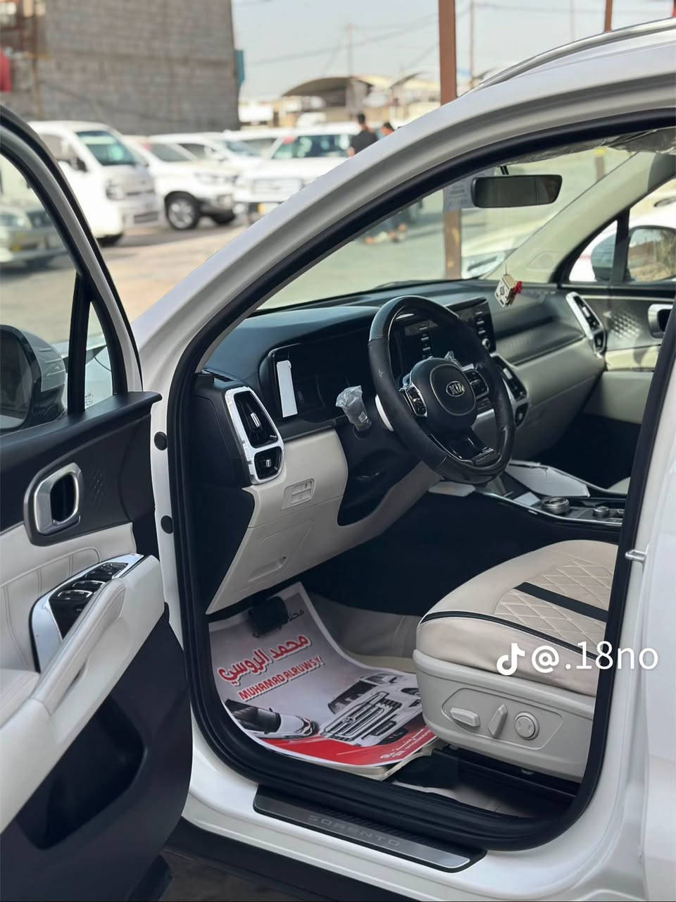 السلام وعليكم سورنتو موديل ٢١ السعر ٢٥٠ماشيه ٦٠ 
***********
