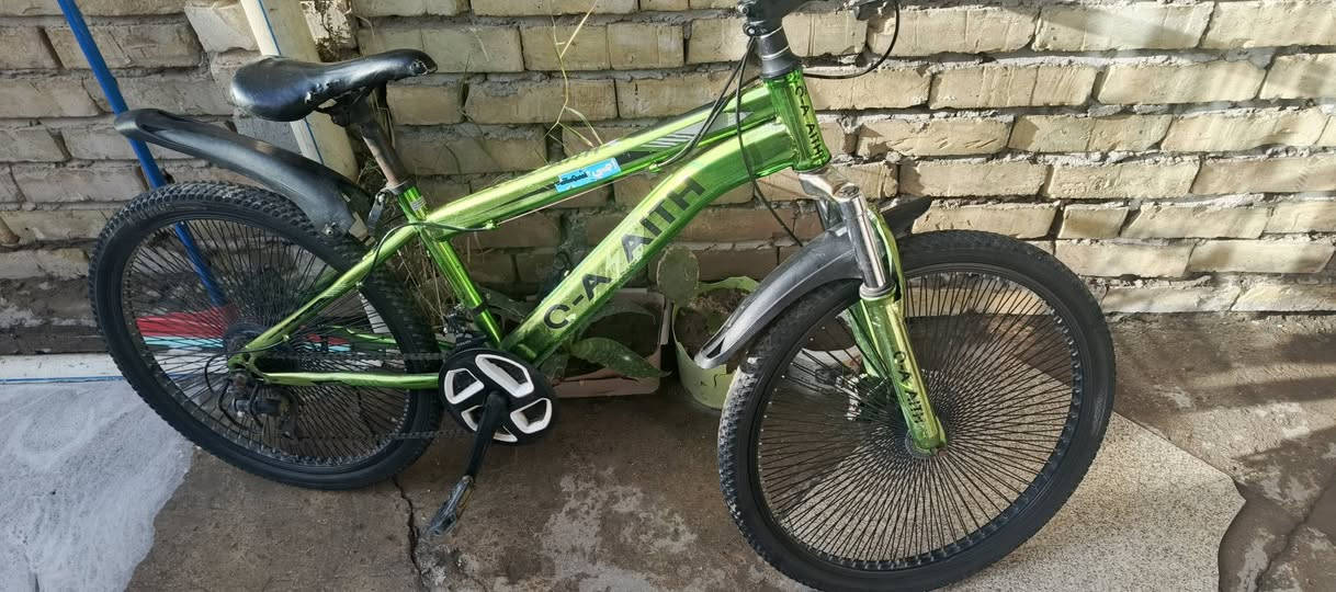 بيع باسكل المكان حي التراث السعر 70 و بي مجال بسيط تصل وتساب رقم ***********
