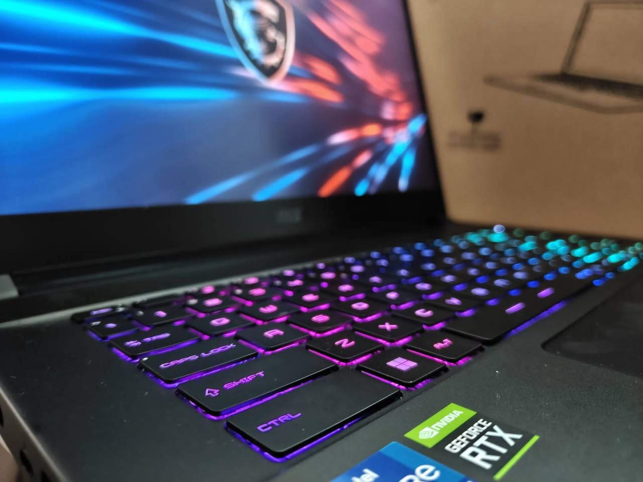 🚀 للبيع / بۆ فرۆشتن: MSI Stealth GS66
🔥 (شبه جديد ونظيف جداً / زۆر خاوێن هاوشێوەی نوێ)

​💻 المواصفات | Specifications:

​CPU: Intel® Core™ i7-11800H (11th Gen)

​GPU: NVIDIA® GeForce RTX™ 3070 8GB GDDR6

​RAM: 16GB DDR4 (Upgradable)

​Storage: 512GB NVMe SSD (Upgradable)

​Screen: 15.6" FHD IPS

​Keyboard: SteelSeries Per-Key RGB

​Features: Thunderbolt™ 4, Wi-Fi 6E

​✨ الحالة والضمان | دۆخ و گەرەنتی:

​عربي: نظيف 100% وبحالة ممتازة + ضمان تشغيل وفحص لمدة 3 أيام.

​کوردی: زۆر پاک 100% بێ کێشە + 3 ڕۆژ گەرەنتی تاقیکردنەوە و پشکنین.

​📞 للتواصل | پەیوەندی (واتساب): ***********

​📍 العنوان: كركوك - بنجا علي (کەرکوک - پەنجا عەلی)

​🏢 شركة خوبيب للابتوبات - Khubaib Laptops
