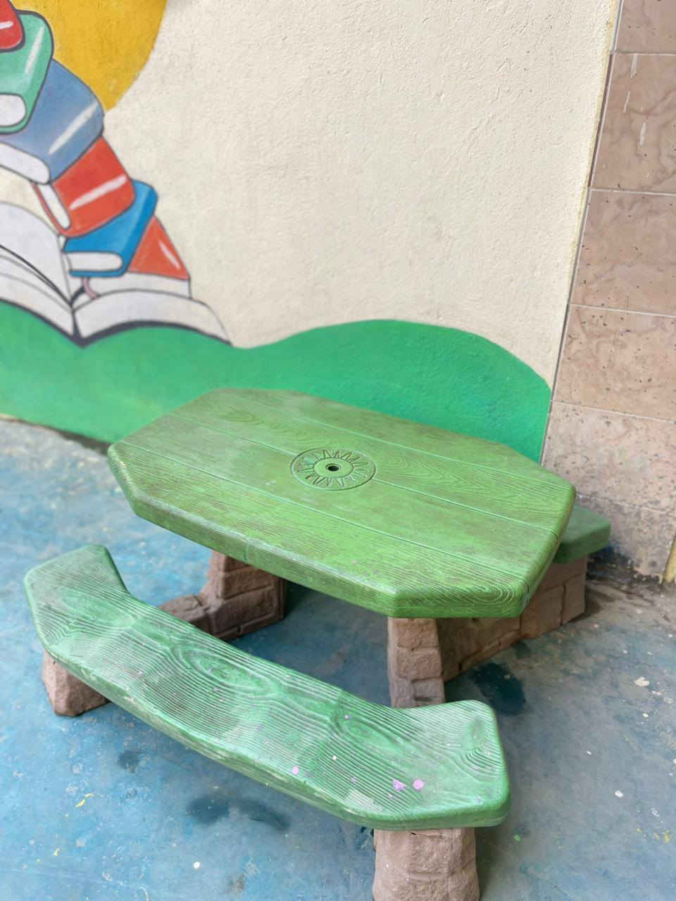 غراض روضة للبيع
***********
