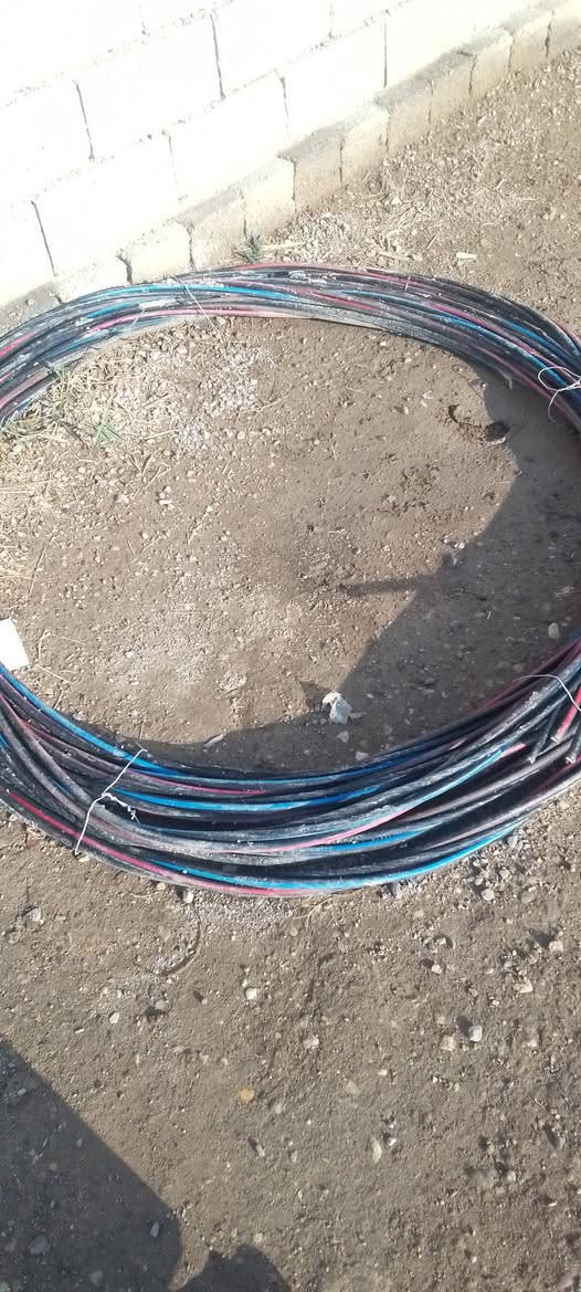 30متر ضفيره مال بيت 4خطوط
للبيع ***********
