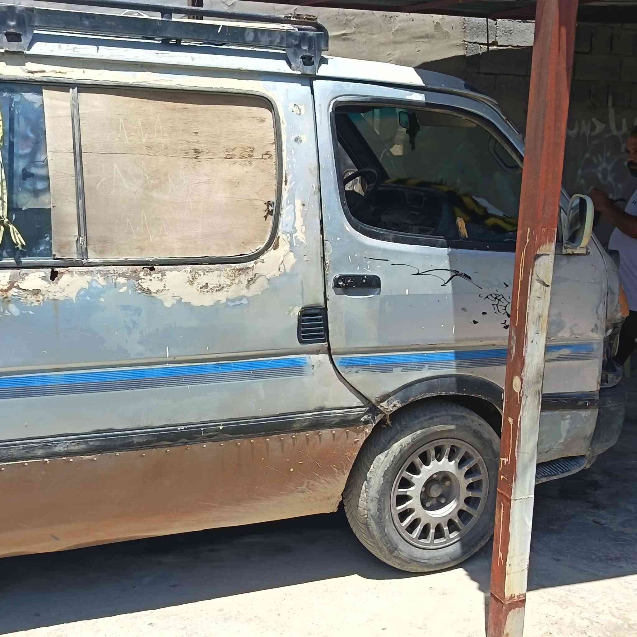كيه هايسه 
كير ومكينه بطه.  نضيفات  السياره شوفت عينكم مال شغل السعر ب18 ورقه وبيهه مجال وراعيهه موجود 
العنوان بابل سدة الهنديه العلكايه 
الرقم ***********
او خااص
