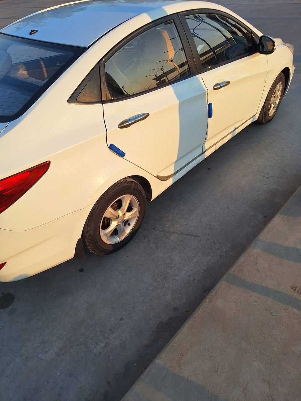 السلام عليكم  للبيع اكسنت  خليجي بدون حادث  ولا صبغ  تبريد تدفئه  سياره اقتصاديه  بيه سونار  سعره
١٠٦ ابئسمي  هاذه رقم صاحبه  ***********   علماً انني مامتواجد عل فيس  الاتصا ل  على الرقم  الموجود بغداد, العراق
