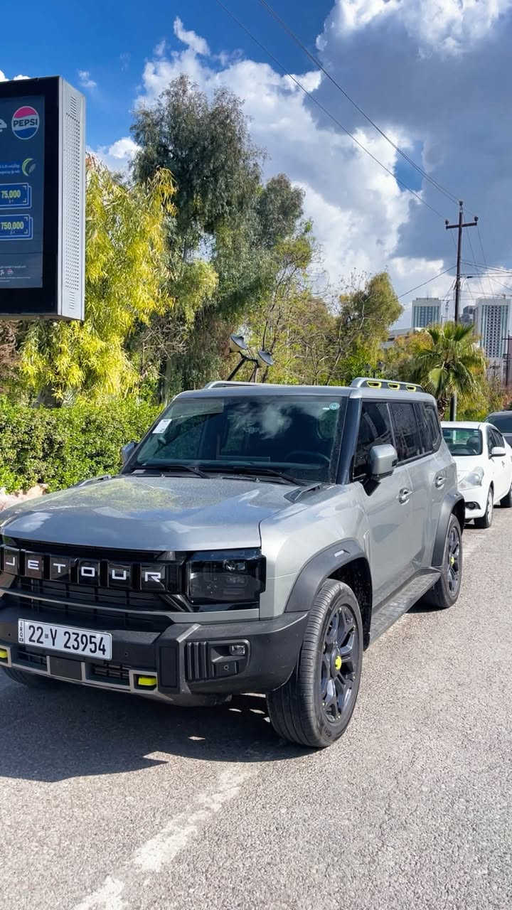 جیتور T2 LUXURY موديل 2026 للبيع
اللون الخارجي: رصاصي مغلف PPF بضمان 10  سنة
اللون الداخلي: كشنات زيتوني والحزام برتقالي 
السياره مكفوله من كلشي 
رقم اربيل بأسمي
المحرك: 4 سلندر 2000CC تيربو
العداد: 10500 كم قابل للزياده 
ضمان 10 سنوات من شركة هارلم
مضللة مع باج 
السعر 42500 مليون وبيها مجال 
للإستفسار: ***********
