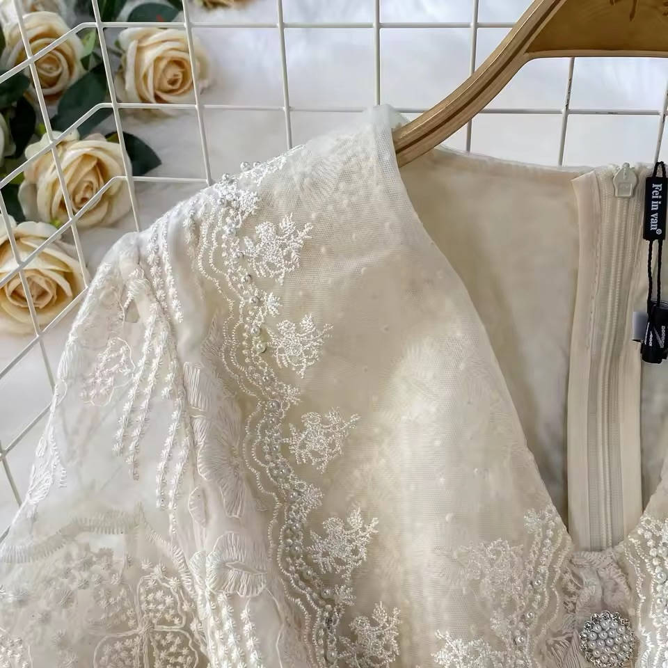 ⁨	⁨	فستان كيبور يجنن 🙈💞
الطول 119 سم 
السعر :60 الف 
القياسات S M L Xl Xxl⁩⁩


**إذا كنت صاحب هذا الإعلان وتريد حذفه لأي سبب، رجاءا أرسل رسالة إلى الدعم الفني**