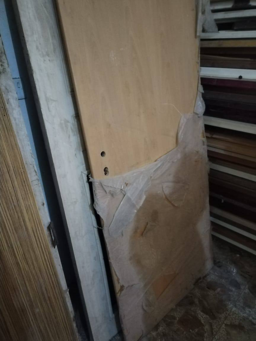 مجموعة ابواب خشب للبيع
المكان واسط الكوت 
***********
