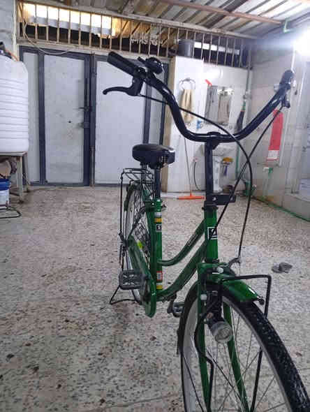 السلام عليكم باسكل لبيع حجم26مديل 19السعر 150وبي مجال قليل مكان البصره رقم ***********
