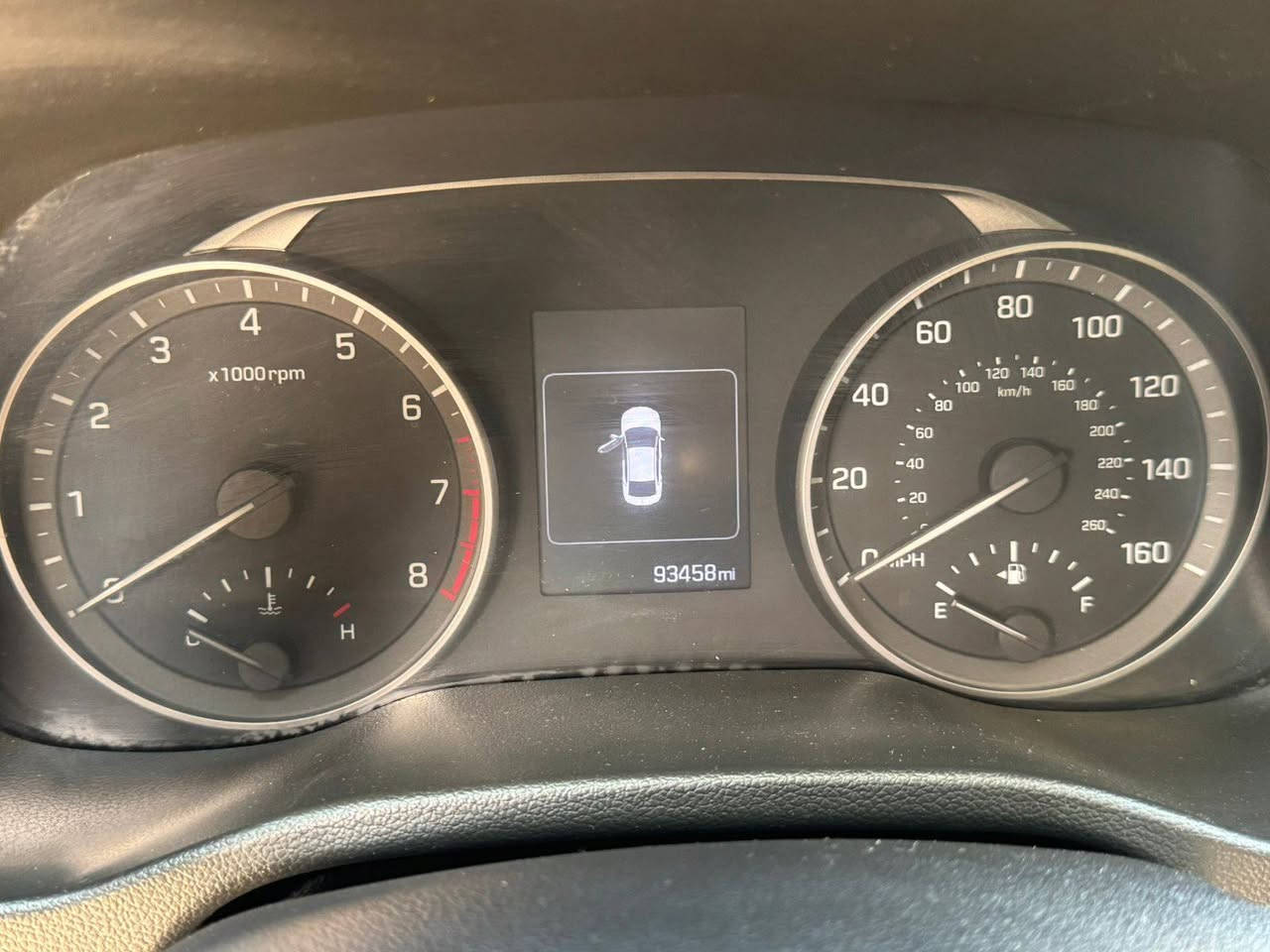 السلام عليكم 
◀️هيونداي النترا موديل 2018 
◀️وارد أمريكي
◀️المحرك 2000 DOHC
◀️اللون رصاصي (رمادي) 
◀️الممشى 93458 ميل قابل للزيادة 
◀️رقم بغداد 11 جديد
◀️كير اوتوماتيك 
◀️بصمة أبواب تشغيل واطفاء مع دخول ذكي وفتح صندوق ذكي بدون لمس
◀️حساسات نقطة عمياء
◀️حساسات اطارات رقمي
◀️ويل كب اصلي مقاس 16
◀️شاشة أصلية كبيرة تدعم أندرويد اوتو وأبل كار
◀️سماعات أصلية بصوت نقي ومجسم مع دمام صوت في الصندوق مع داش كام 2 كاميرا + كاميرا صندوق أصلية للرجوع. R 
◀️تدفئة وتبريد بحالة ممتازة مع لوحة تحكم رقمية ولوحة تتحكم لمس مع الشاشة
◀️تدفئة مقاعد أمامية
◀️كشافات دعامية أمامية لد اصلية
◀️بطارية جديده امارون أصلية 
◀️ تخم تاير نظيف جدا 
◀️حادث خفيف جدا جاملغ وباب أمامي عكس السايق كما موضح بالصورة 
◀️صبغ 3 قطع ( باب وجاملغ عكس السايق معمرات نفسهن بدون تبديل ) 
جاملغ خلف السايق + باب مبدل خلف السايق أثر حادث في العراق مع تصليح وصبغ درجة أولى 
◀️ سيارة بيها حالوب خفيف بالعراق 
◀️سيارة عليها ادامة وصيانة دورية متكاملة وكلشي بيها جاهز 
سيارة جناي اي نقص ما بيها 

السعر المطلوب 12,000$ ( 120 ورقة ) 
بيها مجال بسيط 
مكان السيارة بغداد / حي الجهاد 
فقط اتصال ***********
غير متواجد على الفيس بوك
مع التقدير بغداد, العراق
