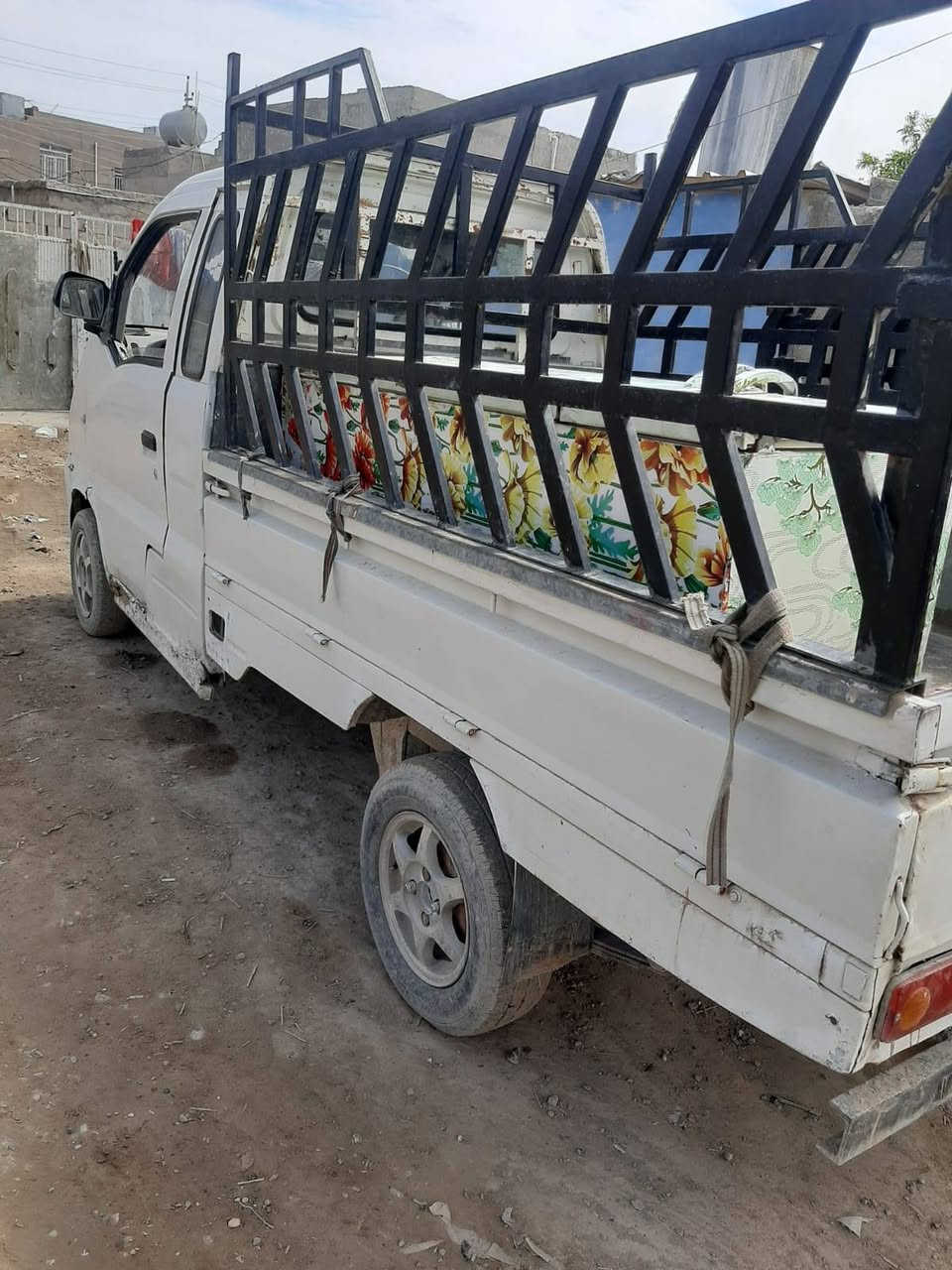 سلام عليكم هيفا اللبيع مديل 2007 منفيس سياره شغاله
سعر ١٢ مكان سياره سامراء ***********
