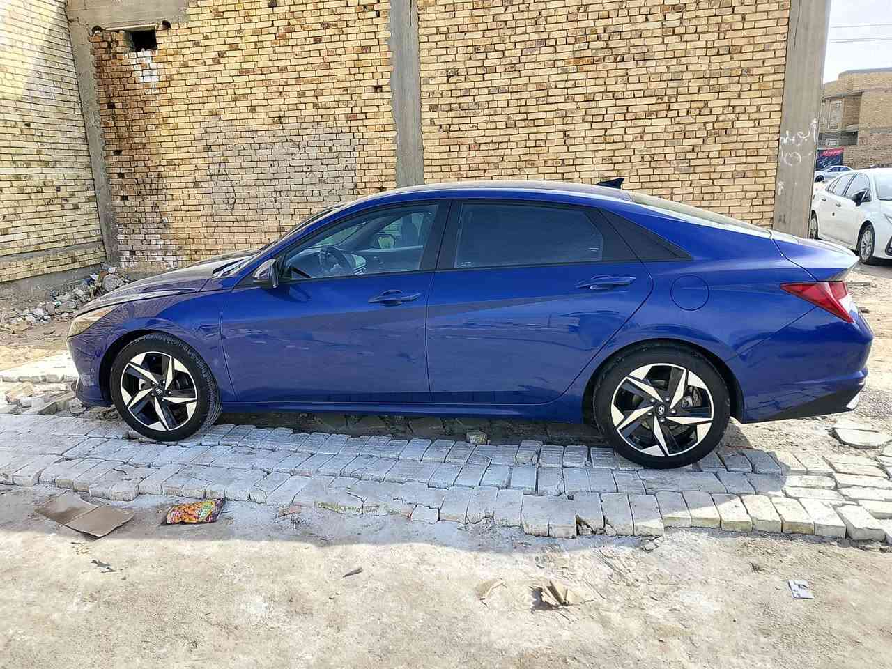 سلام عليكم خوان سياره النترا للبيع هايربد امريكي وبصمتين  حادث دعاميه فقط موديل 2022 ماشيه 48 

السعر 158وبيه مجال للجيه فول مواصفات عده الفتحه حره السياره تحويل شوكت ما تريد رقم صاحب السياره ***********
