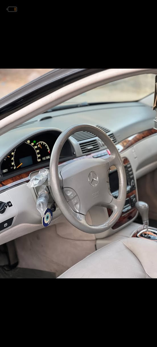 السلام عليكم
للبيع فقط غواص s350 موديل 2004 نضيفه وجديده فول مواصفات معامله مفحوصه هزه بدون رقم اضافه مفحوصه كمرك باقي دفع الرقم والكمرك مكانهه بصره
استفسار ***********
