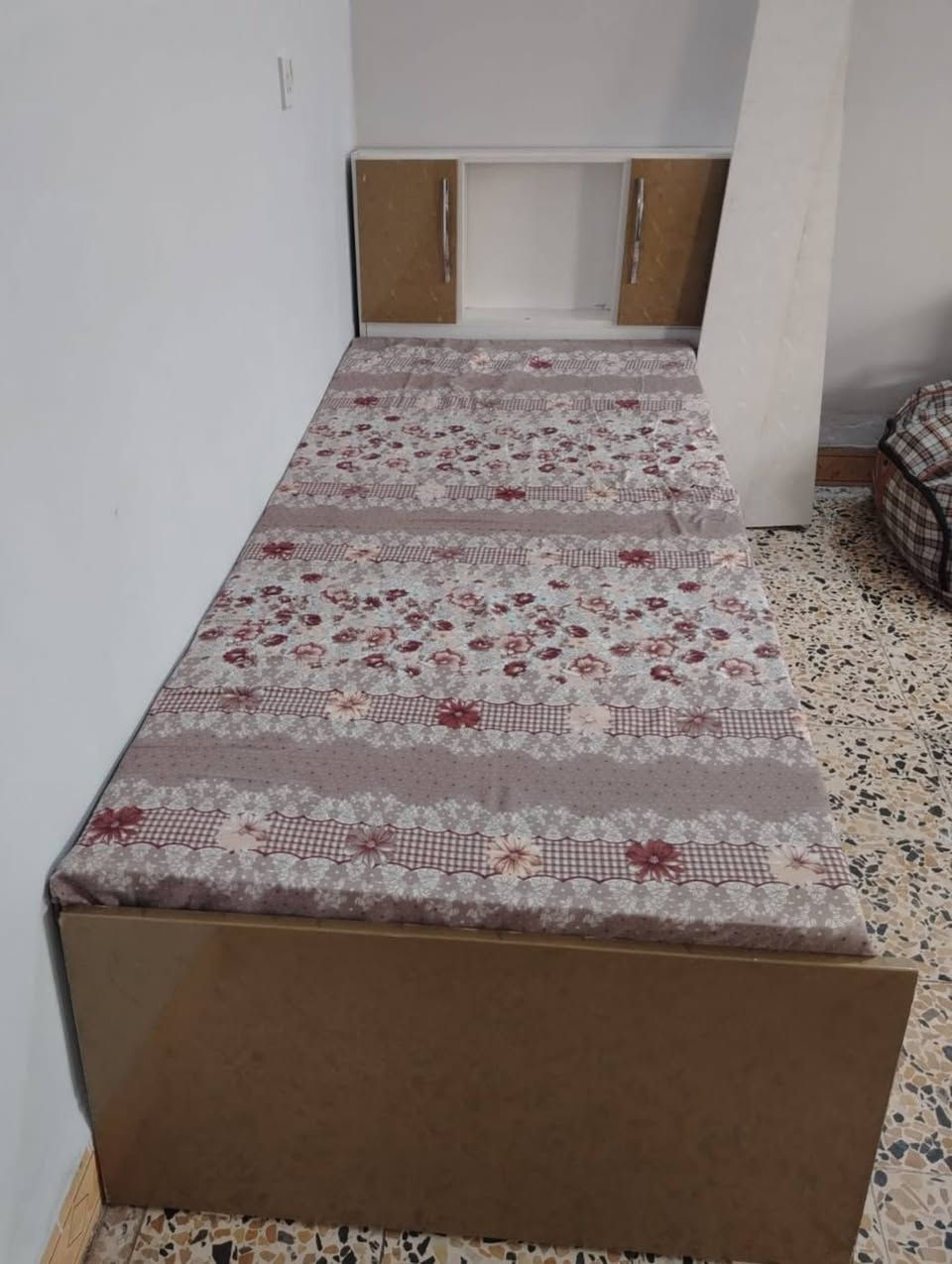 جرباية مستعملة نظيفة للبيع بدون دوشك.. شراي يستفسر بالخاص


**إذا كنت صاحب هذا الإعلان وتريد حذفه لأي سبب، رجاءا أرسل رسالة إلى الدعم الفني**