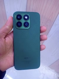 هونر x8p ذكره 256 رام 8+8 بطاريه 4500  معالج سناب دراكون 680  بدون ملح...