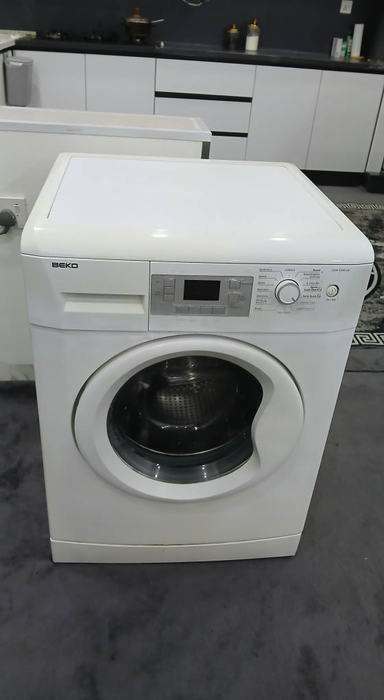 8 كيلؤ بيكؤ به شه رتي بيعه يبي 100هه زار
***********سليماني السليمانية, العراق
