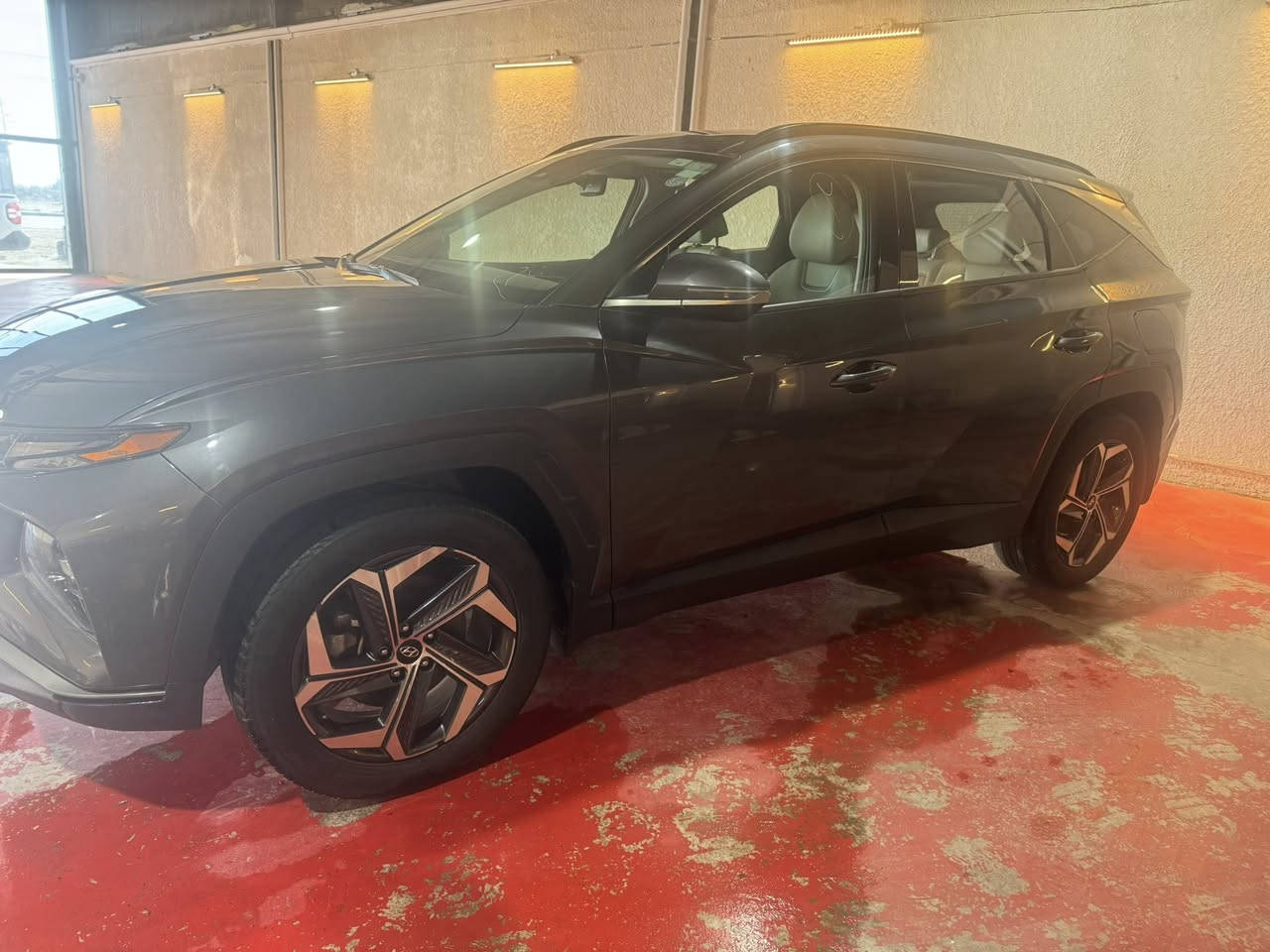 السلام عليكم
توسان موديل 2022 

حادث باب مبدل ومصبوغ والجتف فوك الباب بي صبغ 

ماشيه 51 الف

ارباك بس برده

مواصفات فول للاخير

امرقم اربيل وجاهز

***********
