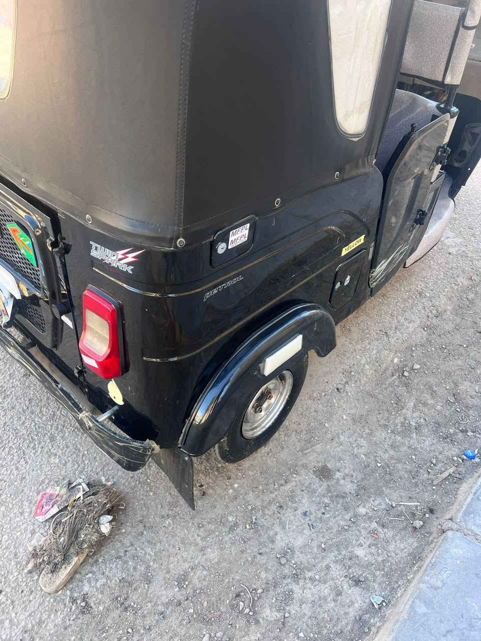 سلام عليكم تكتك بجاج 2022جديده مكينه مكفوله فقط زنجيل  رقم الهاتف ‏‪***********‬‏
